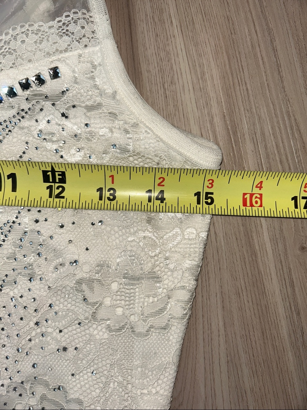 YA LA Embellished Tank Top L Ivory Y2K Sequin Chevron Cami Glam Fitted Vintage - Picture 10 of 12